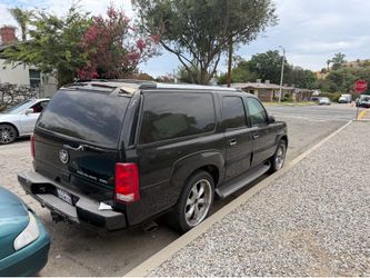 2004 Cadillac Escalade