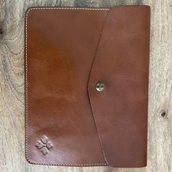Patricia Nash Leather Klutch/Pouch