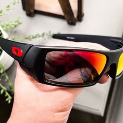 New Oakleys  Box, Pouch Cloth All Included