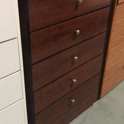 5 Drawer Dresser 