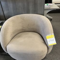 Barrow Chair