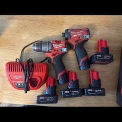 Milwaukee M12 Drill Kit Fuel 