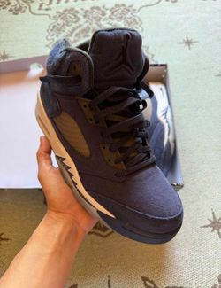 Size 10 - Jordan 5 Navy Metallic