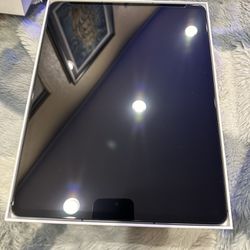 iPad Pro 12.9” 5th Gen In Space Grey With A Extras