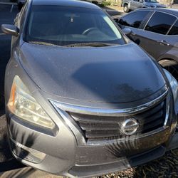 Nissan Altima 