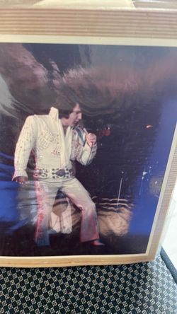 Elvis pics