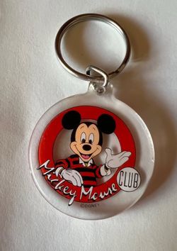 VINTAGE MICKEY MOUSE CLUB KEYCHAIN