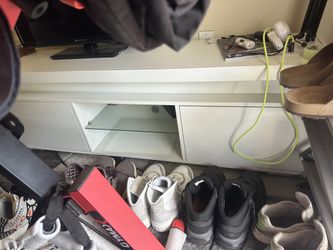 Tv rack