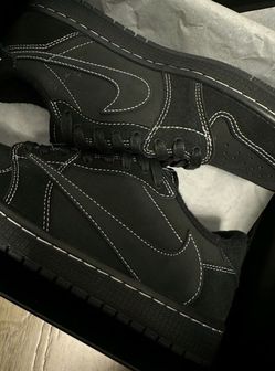 Travis Scott phantom size 5.5