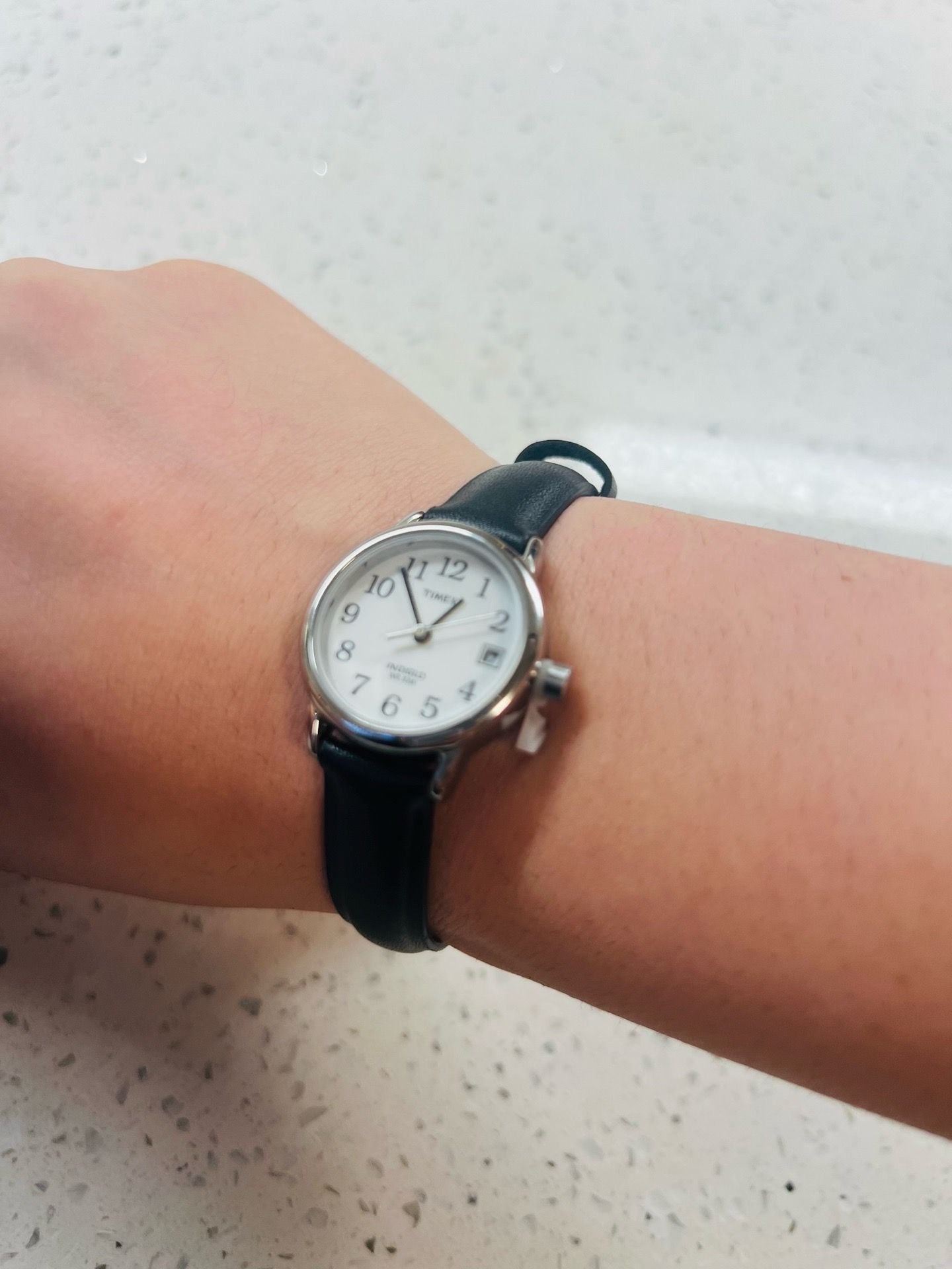 ๐จโ Brand new Timex watch in box ๐จ Perfect gift for mom ๐๐ค