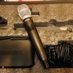 Microphone 