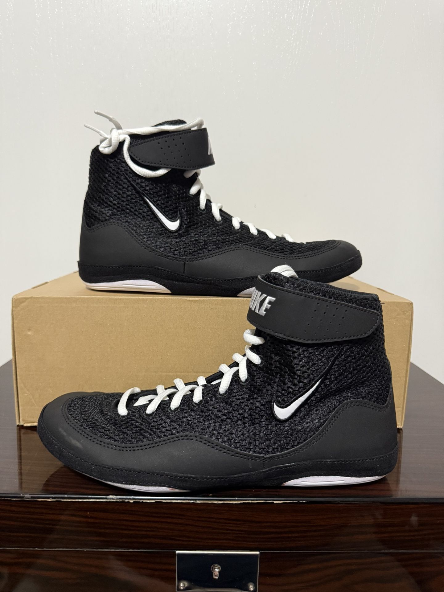 Nike Inflict 3 Black White Wrestling Shoes Mens Size 8 / Womens 9.5 325256-006