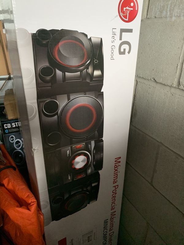 New LG Bluetooth 700W Shelf Stereo CD Player System FM AUXIN Dual USB