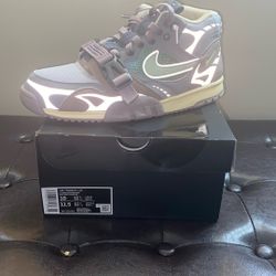 Size 10 Nike Air Trainer 1 SP