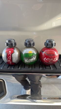 Unopened 2019 Opening Day Disney Star Wars Galaxy’s Edge Thermal Detonator Coke Bottle Set”