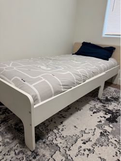 IKEA Extendable Twin size bed