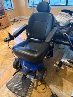 Jazzy Elite ES1 & Quickie Q500 Mobility Power Scooters