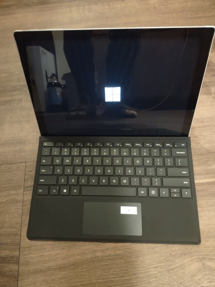 Microsoft Surface Pro 5