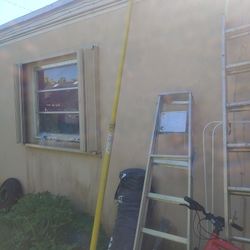 Punching Bag 60 Lbs Everlast