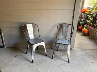 Rustic farmhouse chairs