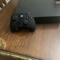 Xbox One X With One Controller 