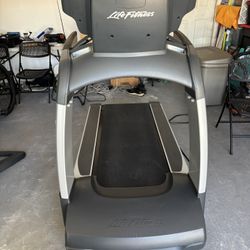Treadmill 