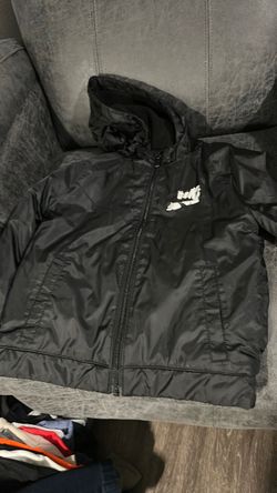 Nike boys hoodie black