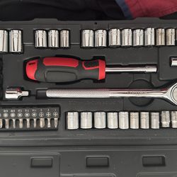 Scre Driver / Socket Set