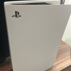 Like New PS5 - 1yr old