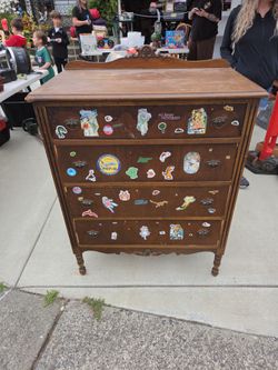 Dresser