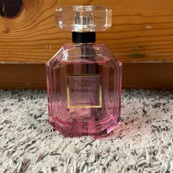 Victoria Secret Bombshell Eau De Parfum 3.4oz 