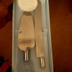 Engraveable Cake Knife And Server