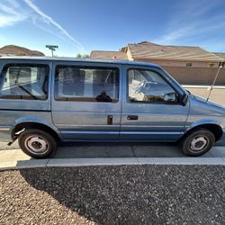 1993 Dodge Caravan