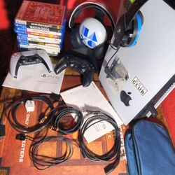 PS5 Table And Tv