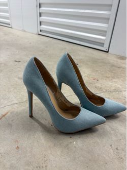 Shoe Republic LA Blue Denim Pointed Toe Stiletto Slip-On Pumps Heels 6.5