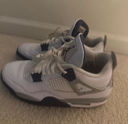 midnight navy jordan 4s