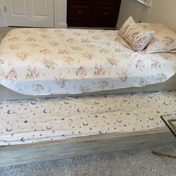 Trundle Bed 
