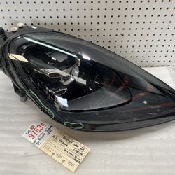 2019 2022 PORSCHE CAYENNE RIGHT SIDE HEADLIGHT LAMP OEM