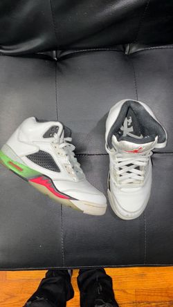 Air Jordan 5 Retro Sneakers Size 7.5