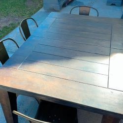 Solid Wood Dinning Room Table And Chairs