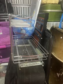 Metal pull out under sink organizer