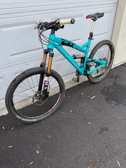 Yeti Full Suspension Mountain Bike