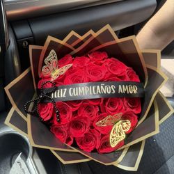 25 Roses Bouquet 