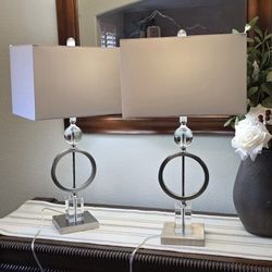  (2)✨️GORGEOUS LAMPS (SET of 2) ✨️ ~LARGE, LUMINOUS & RADIANT ✨️Chrome and Lucite Table Lamps.
