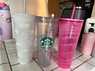Starbucks cups