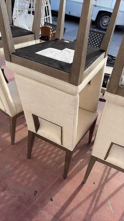 Table with 6 chairs