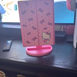 Hello Kitty Mirror 