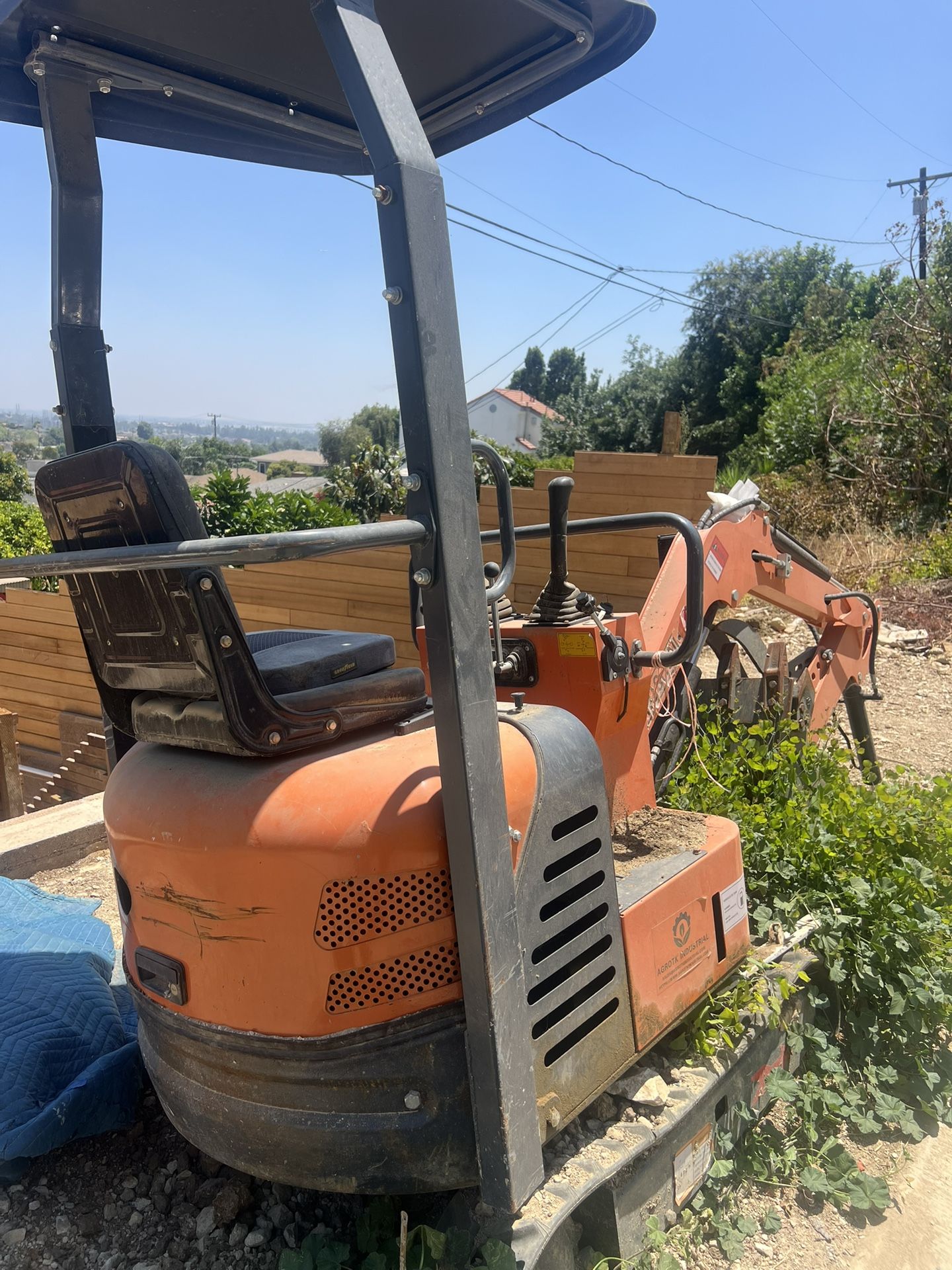 2023 Mini Excavator 1ton