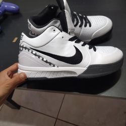 Kobe Shoes