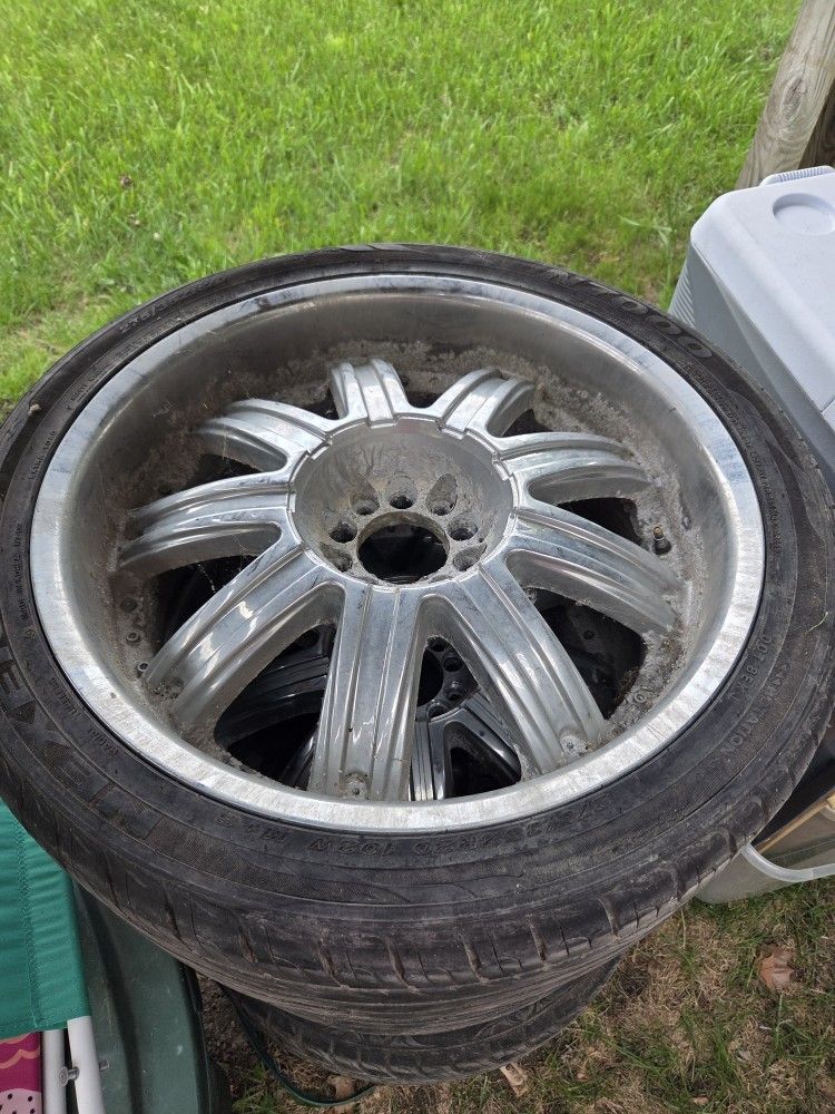 20' Onyx Chrome rims !